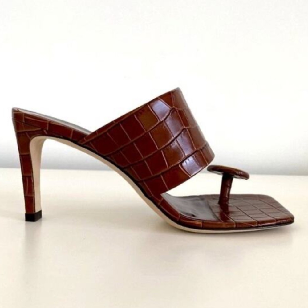 STAUD Luna croc embossed leather heel